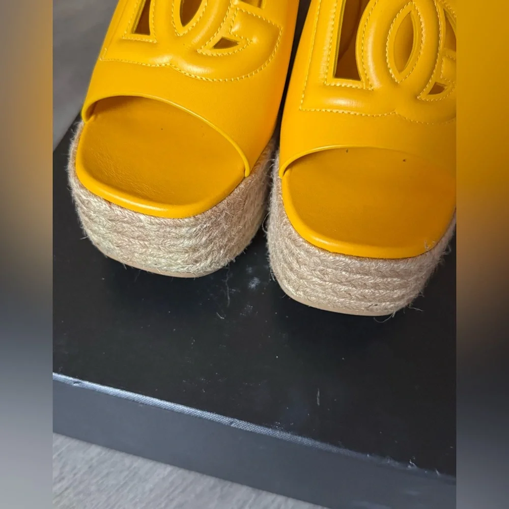 Dolce & Gabbana Yellow Leather Logo Espadrille Wedge Sandals Sz 8,5-9us - Picture 8 of 10